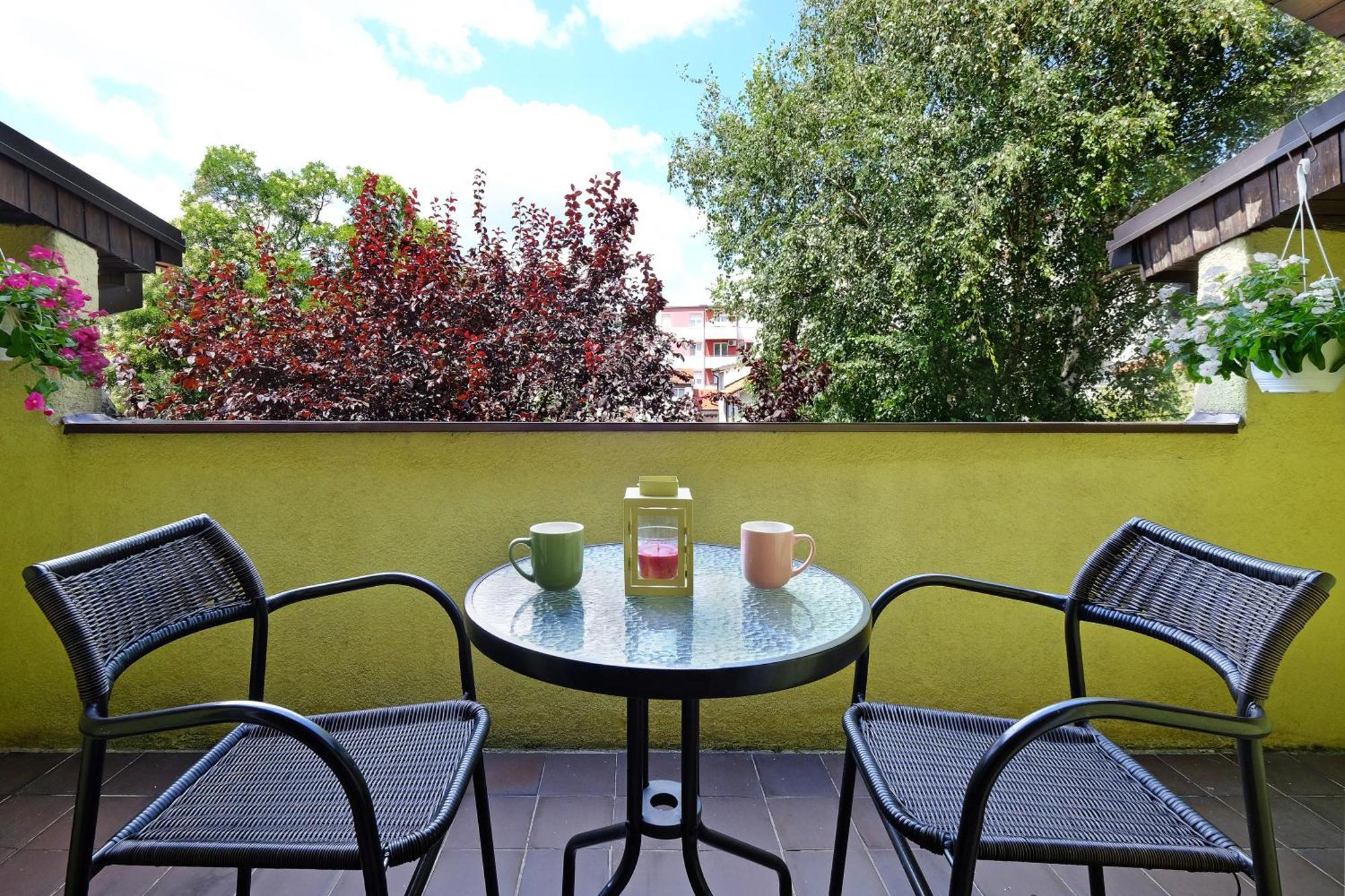 Red Tree Apartment Belgrad Dış mekan fotoğraf