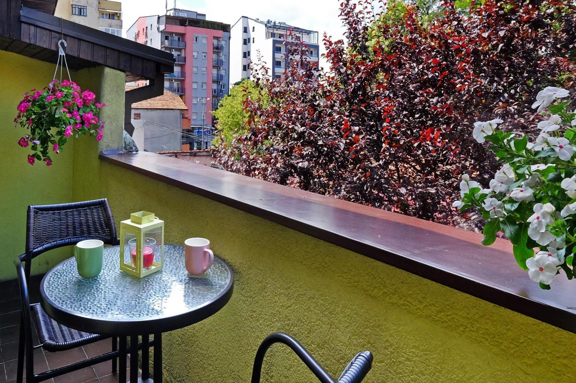 Red Tree Apartment Belgrad Dış mekan fotoğraf